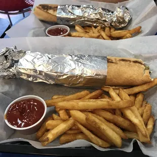 Kareemo, chicken schwarma, and fries