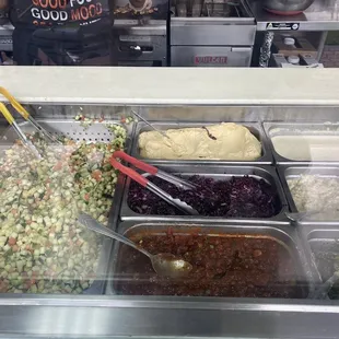 A photo of the "proclaimed" fresh ingredients. That cabbage is SOGGY!