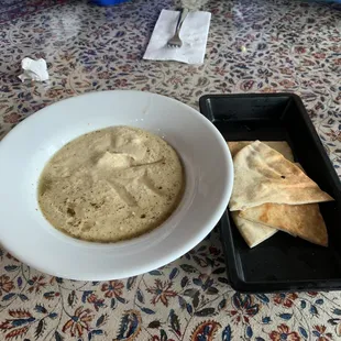 Hummus &amp; Pita