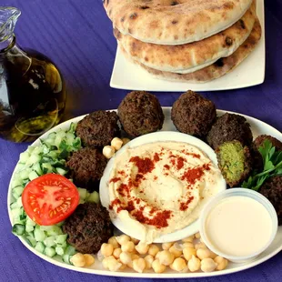 FALAFEL PLATTER