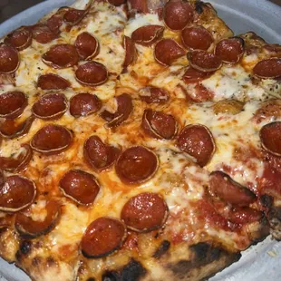 Pepperoni pizza
