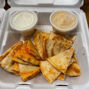 Pitas and Dip