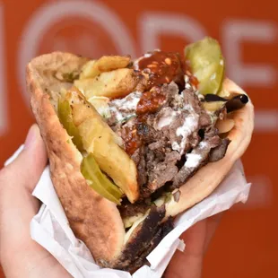 Lamb shawarma pita
