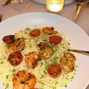Linguine with shrimp