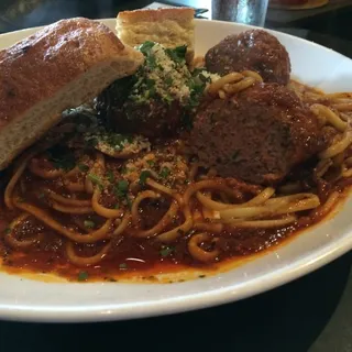 Spaghetti & Meatballs