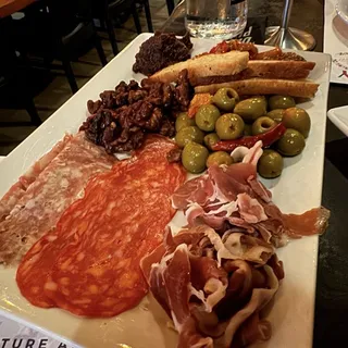 Pitch Charcuterie