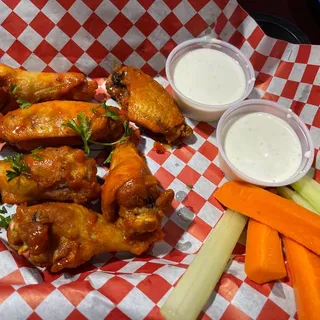 6 buffalo wings