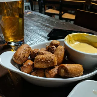 Pretzel Bites