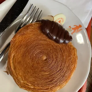 Nutella Royal Croissant Roll