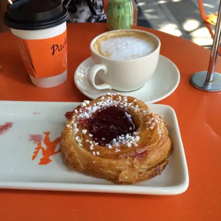 Raspberry Jam Danish