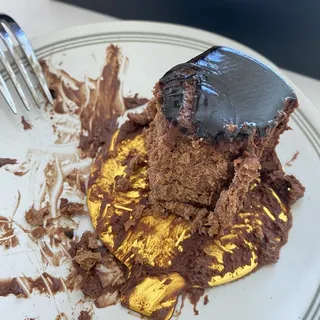 Large Brazilia Chocolate Cake