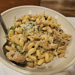 Roasted Chicken &amp; Mushroom Cavatappi