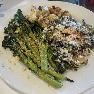 ROASTED CAULIFLOWER
