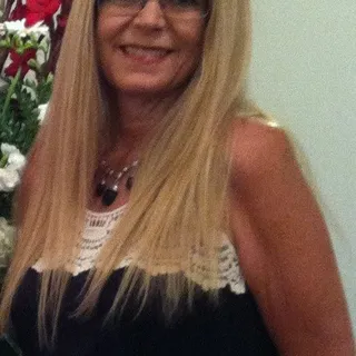 Linda Morris C.