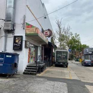 Alley where restaurant is located