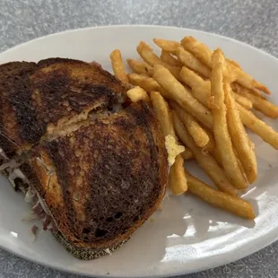 Ruben Sandwich &amp; Fries