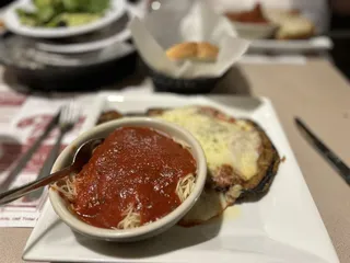 Mario's Restaurant & Lounge