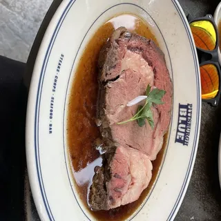 10 oz. Queens Cut Herb Crusted Prime Rib