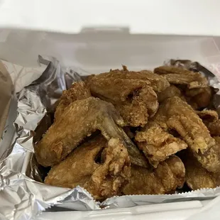 14 piece hot wings chicken (hot sauce on the side)