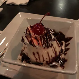 Brownie Sundae