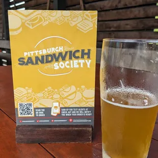 Very simple QR ordering system - this is easily the best version I have experienced