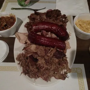 Ha-ha down the best brisket I have ever tasted! Hunt this food truck down! Best baked beans on the planet. Chipolte horseradish BBQ sauce!