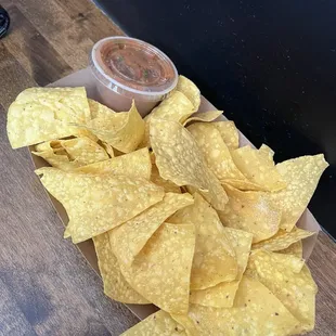 Chips &amp; salsa