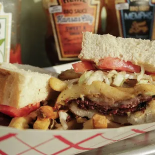 Pittsburgh&apos;s Best Food Truck - Steel City Sandwich with Pastrami