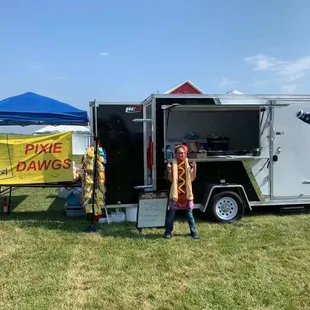 FIND THIS TRAILER AT CREEKSIDE COUNTRY STORE IN WONDER LAKE ILLINOIS