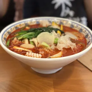 Soup pot