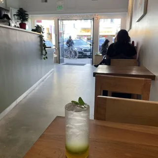 Iced Passion Fruit Mojito