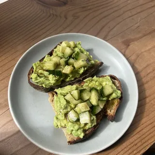 Avocado Cuc Toast