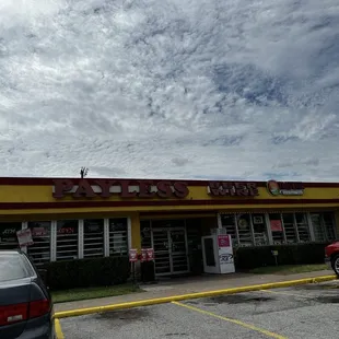 Storefront (restaurant inside that liquor store)