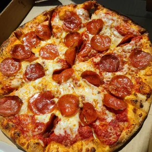 Medium Pepperoni Pizza