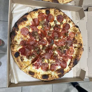 Meat pizza