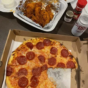 The Usual Pizza and 5pc Buffalo tenders
