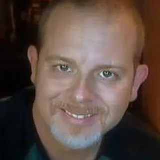 Tim R.