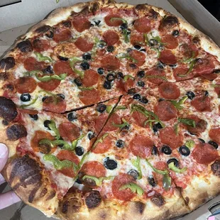 X-Large 18" Pepperoni olive and green peppers