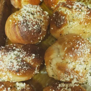 Garlic knots yummmm