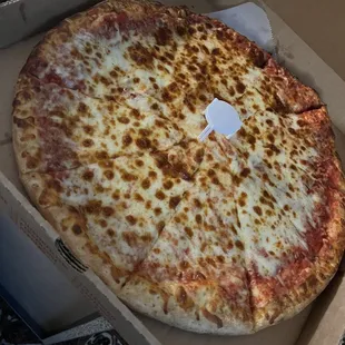 X Lrg 16&quot; cheese pizza