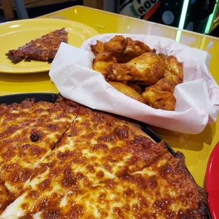 Disgusting burnt pizza!!