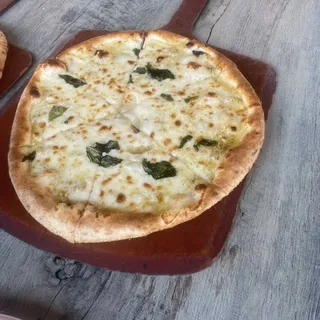 1. Bianco Pizza