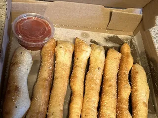 Raya's Pizzeria