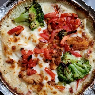 Fettucine alfredo pasta has strong mayonnaise base and flavor. Not recommended.