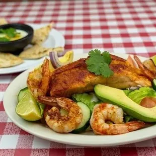 Acapulco salmón salad