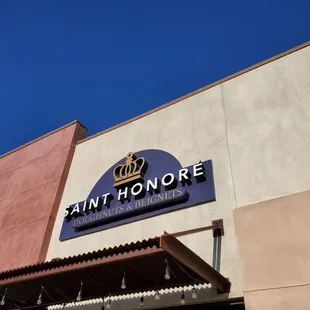 the front of a restaurant