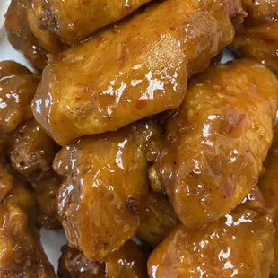 chicken wings and fried chicken, bbq wings, poultry, chicken wings, food, fried chicken wings, fried chicken, chicken, bbq chicken