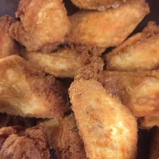 chicken wings, chicken wings and fried chicken, bbq chicken, fried chicken, chicken, fried chicken wings, poultry, bbq wings, food