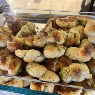 Garlic knots