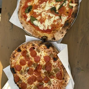 Superiore &amp; Margherita Pizza